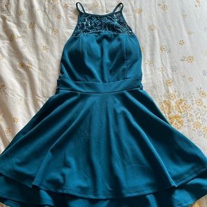 TEAL HOMECOMING DRESS SIZE SMALL